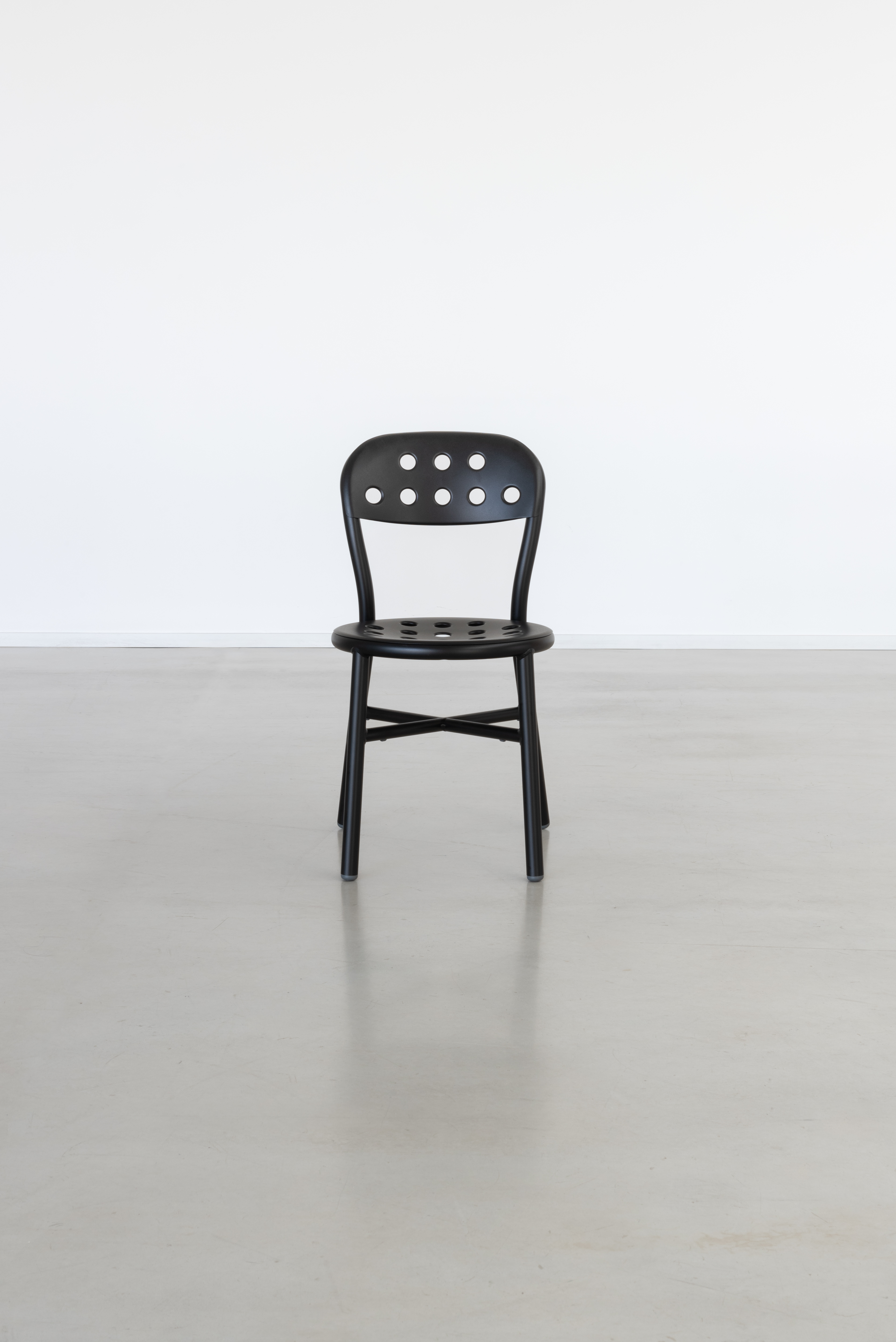 Magis_pipe_chair_product_ambie